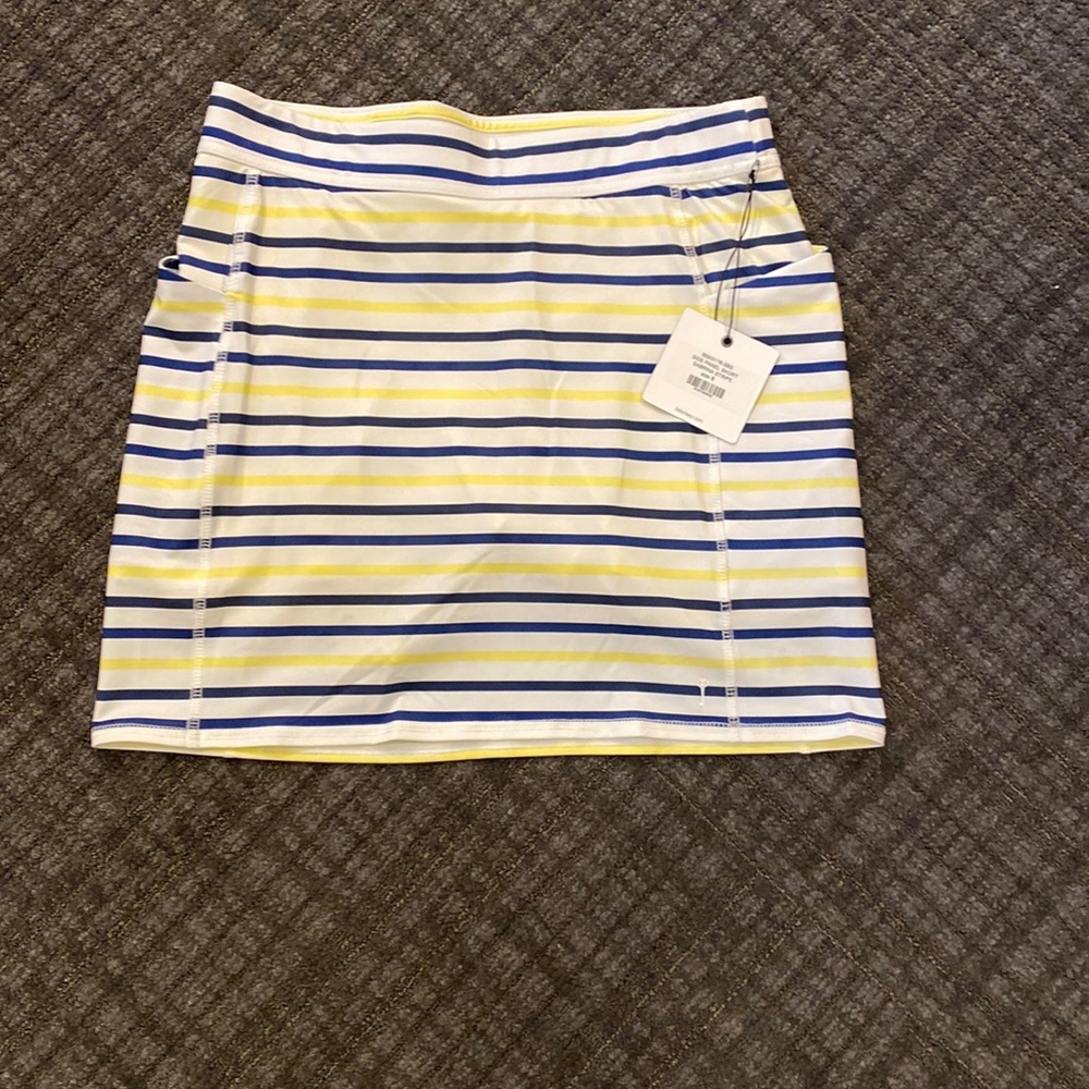 Women’s golf skort